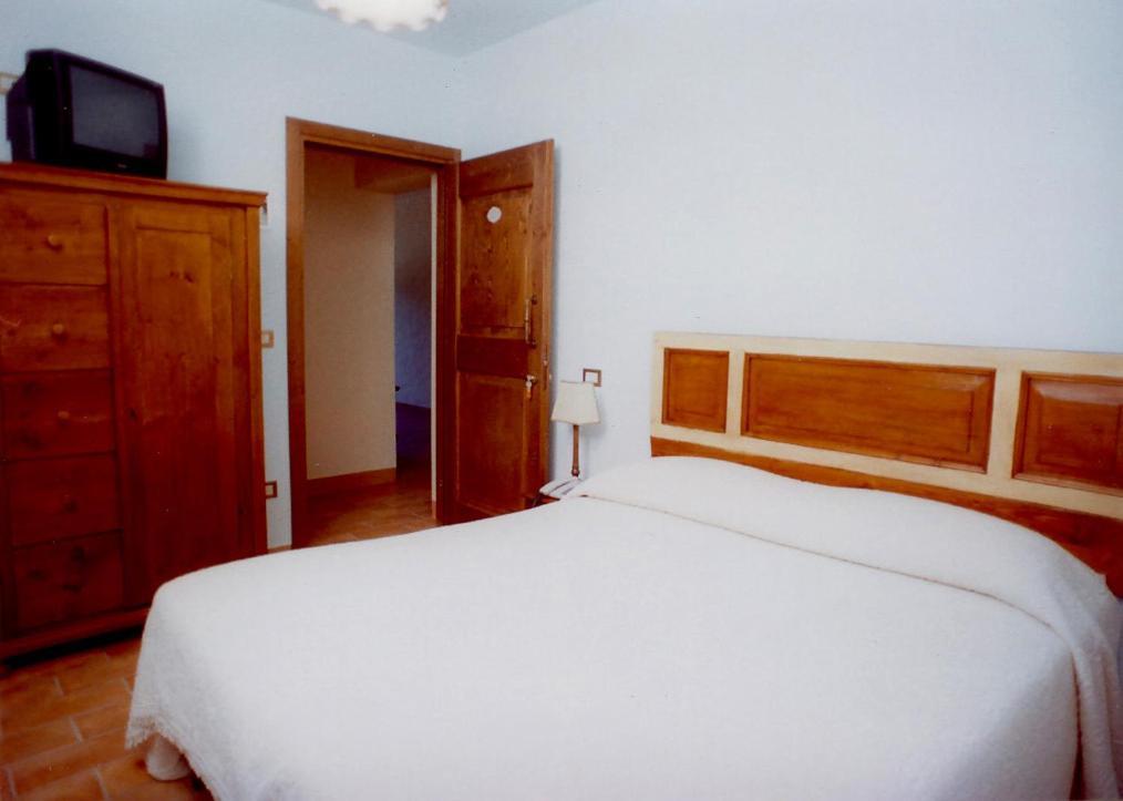 Agriturismo La Ferraia Pianello  Kamer foto