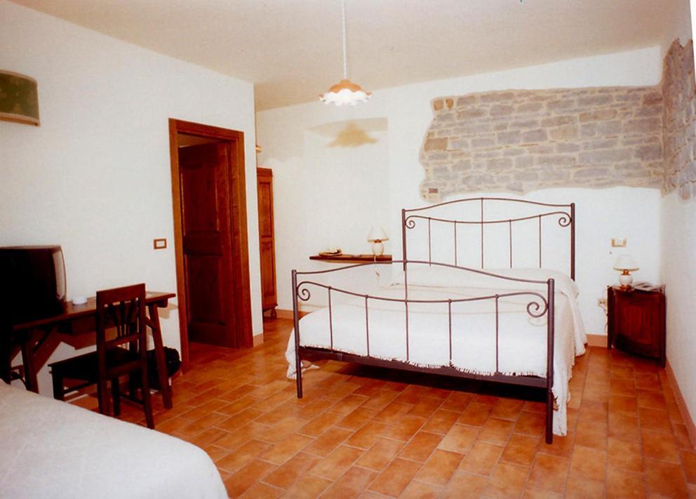 Agriturismo La Ferraia Pianello  Kamer foto