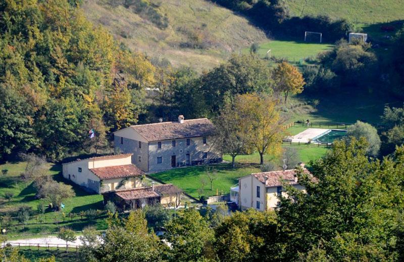 Agriturismo La Ferraia Pianello  Buitenkant foto