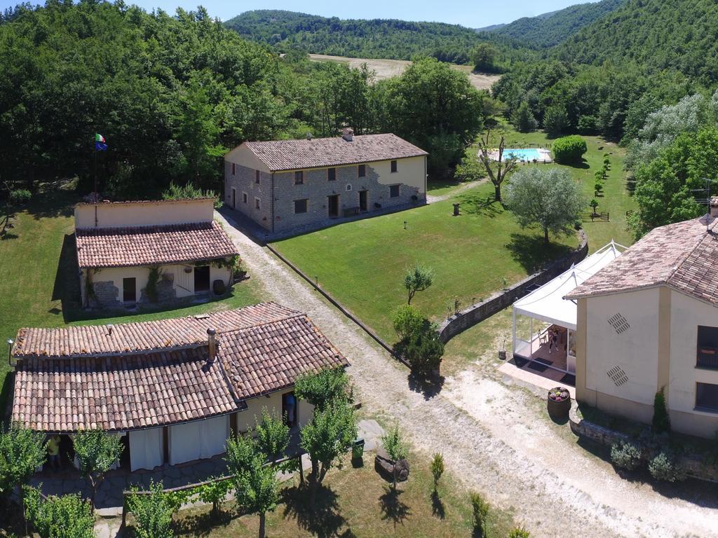 Agriturismo La Ferraia Pianello  Buitenkant foto