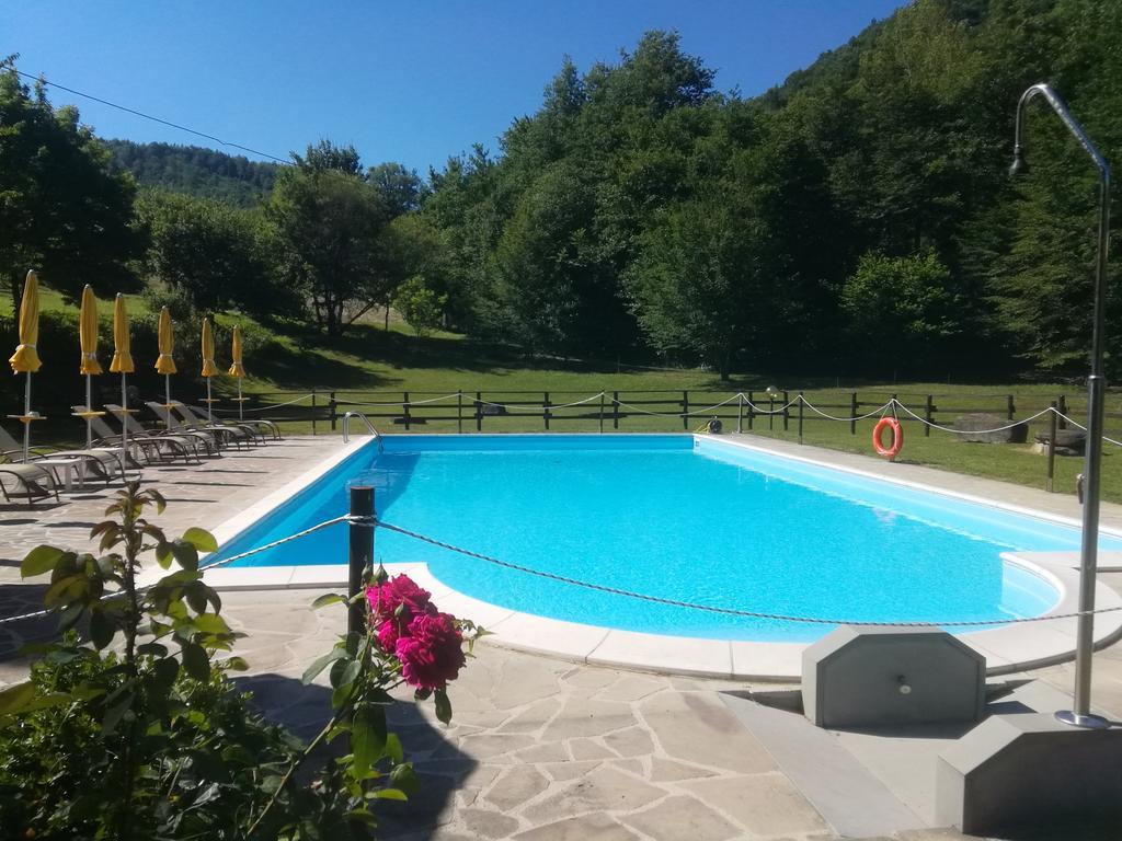 Agriturismo La Ferraia Pianello  Buitenkant foto